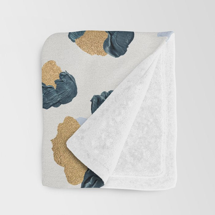 Snow Leopard Print Throw Blanket Gallery Image 3