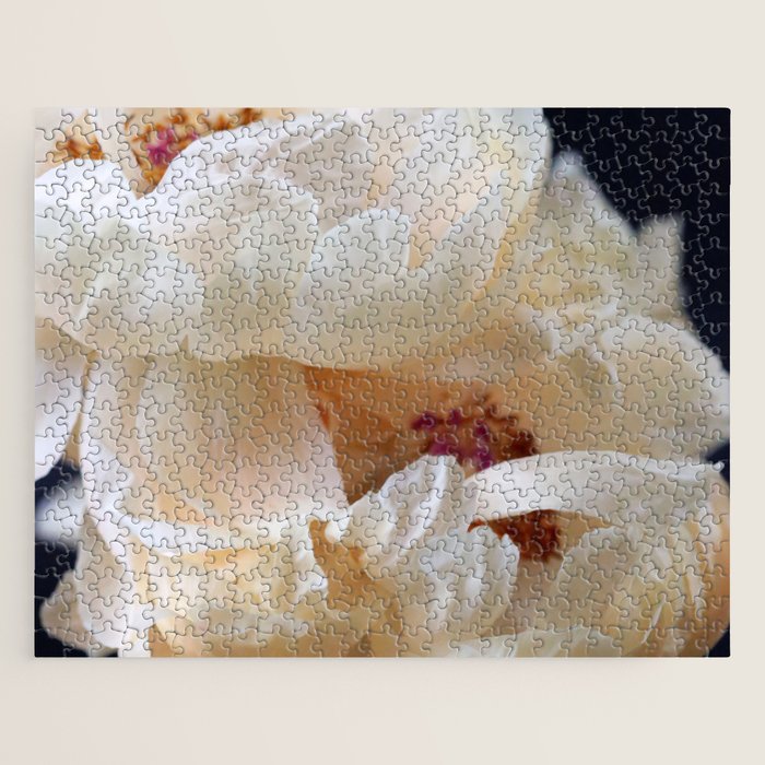 Pearl Jigsaw Puzzle Gallery Image 1