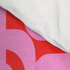 Preppy Pink and Red Mid Century Modern Loop Pattern Comforter Gallery Image 4