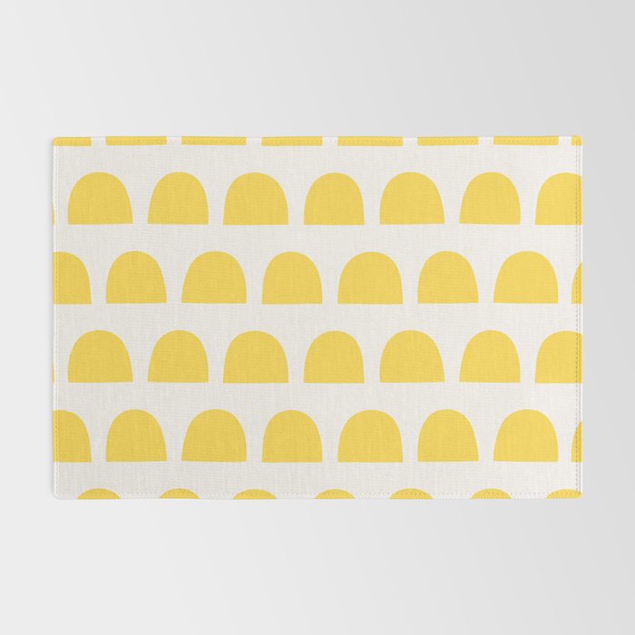 Yellow Mid Century Arc Shapes Minimal Pattern Rug Gallery Image 2