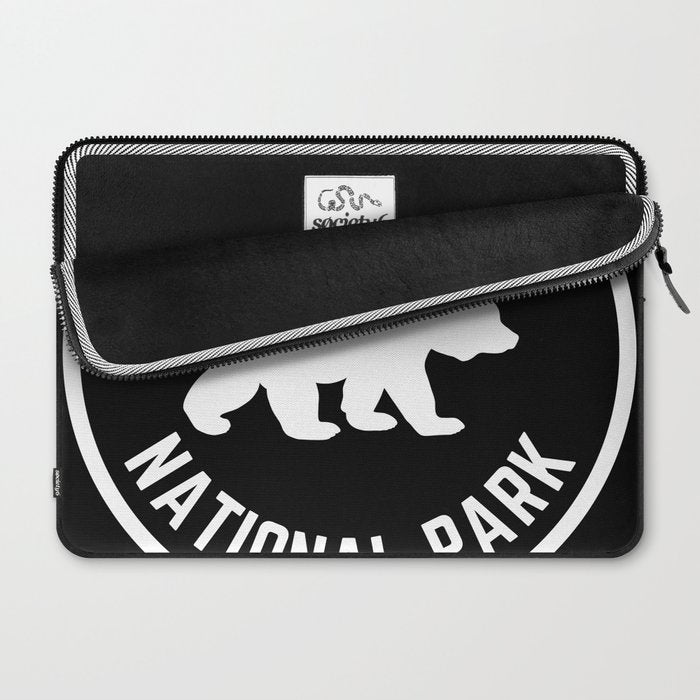 Shenandoah National Park Virginia Nature Black Bear Vintage Travel Laptop Sleeve Gallery Image 2