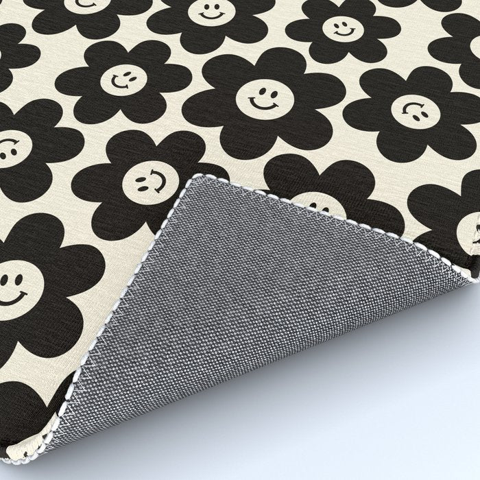 Retro Black & White Smiley Flower Pattern Rug Gallery Image 4