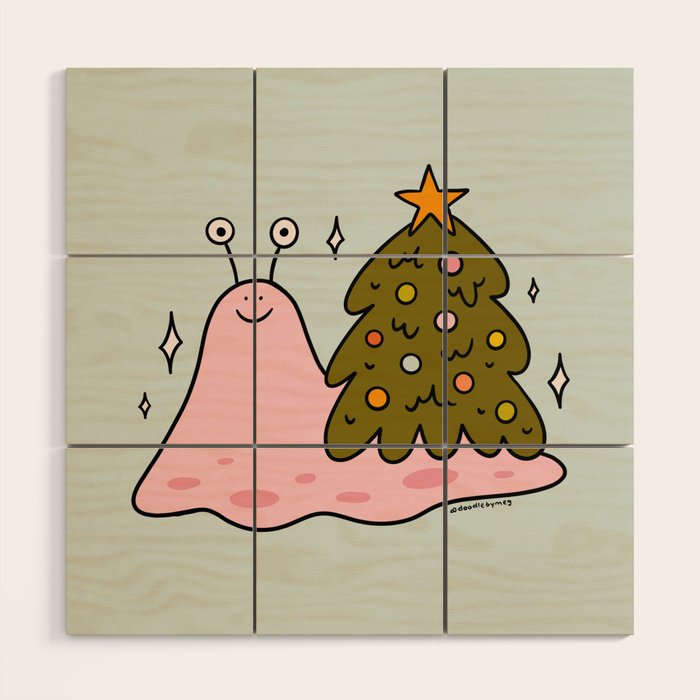 Christmas Tree Snail Wood Wall Art Gallery Image 1