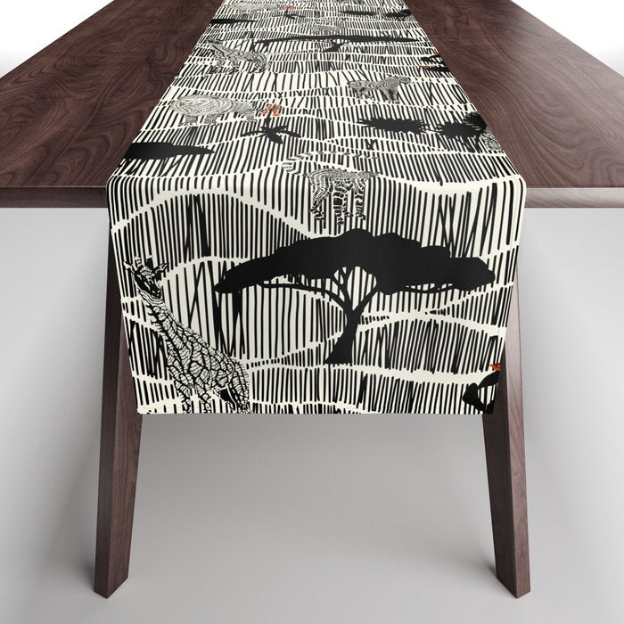Wildlife Safari Savannah black ´n white Table Runner Gallery Image 1