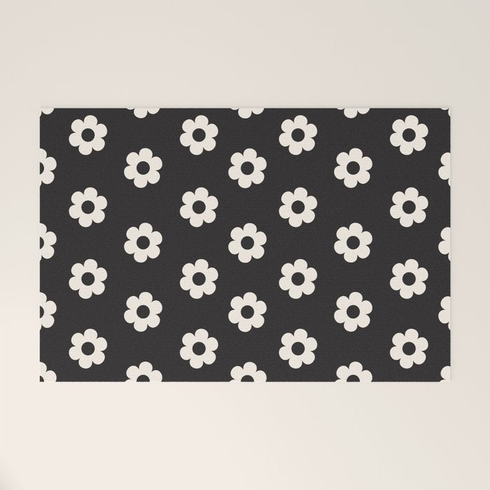 Black and White Daisy Flower Welcome Mat Gallery Image 1