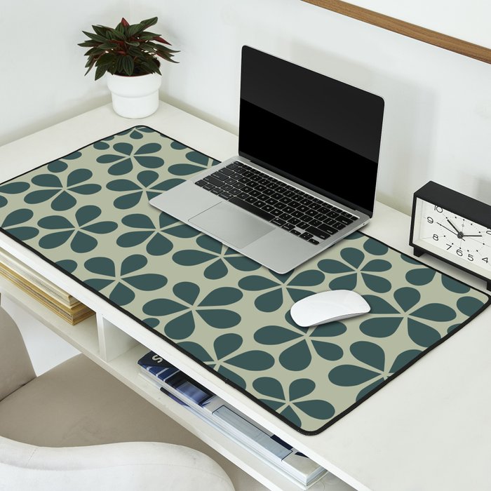 Daisy Florets 07 Green Desk Mat Gallery Image 2