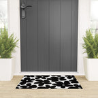 Black & White Flower - 70's Daisies Welcome Mat Gallery Image 3