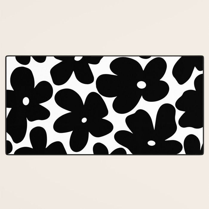 Black & White Flower - 70's Daisies Desk Mat Gallery Image 3