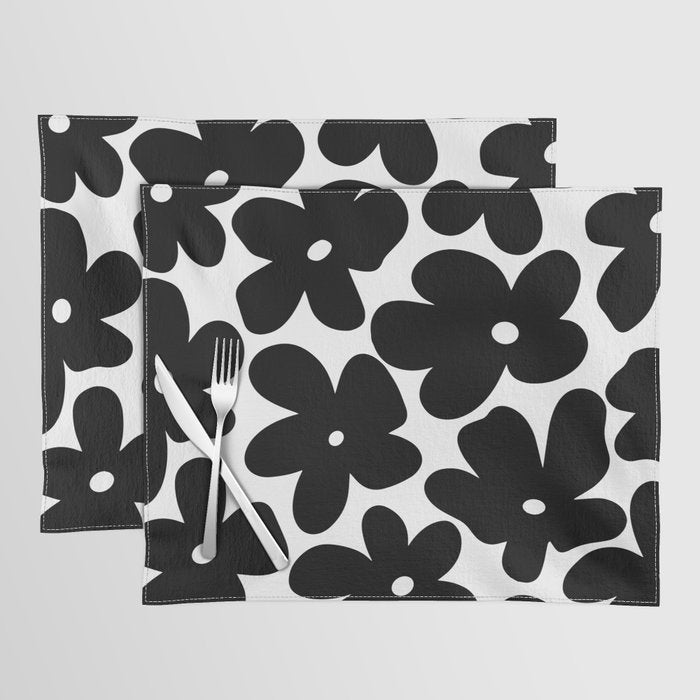 Black & White Flower - 70's Daisies Placemat Gallery Image 1
