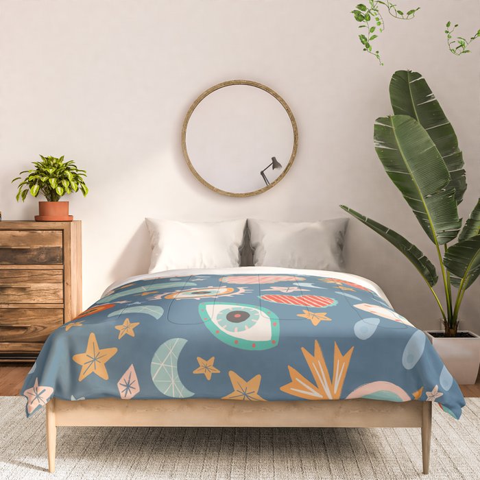 Written in the Stars | Milagros Hearts & Stars Comforter Gallery Image 3
