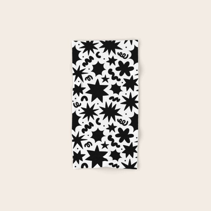 Black and white fun star doodle pattern Bath Towel Gallery Image 1