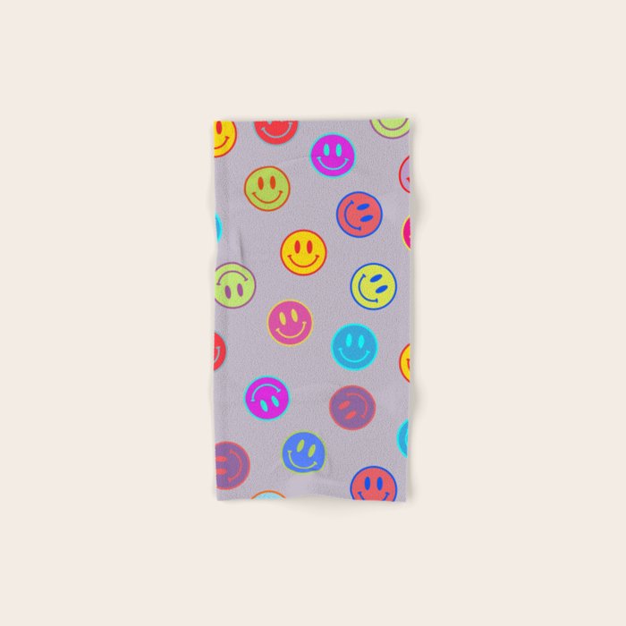 Smileys Obsessed Prpl Bath Towel Gallery Image 1