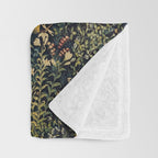 The Unicorn Rests in a Garden from the Unicorn Tapestries Throw Blanket Gallery Image 3