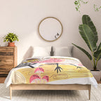 Little Birdy on a Log Comforter Gallery Image 3