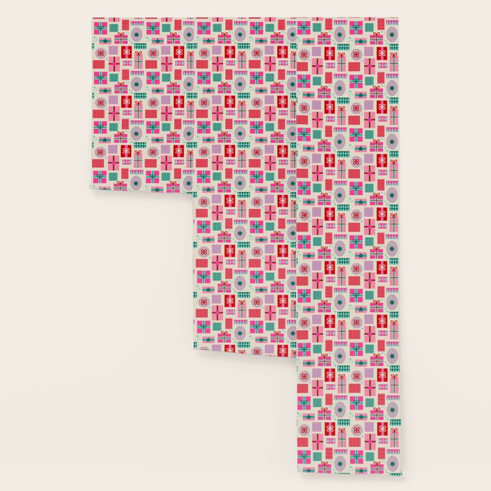 Retro Geometric Christmas Gift pattern on Cream Wallpaper Gallery Image 3