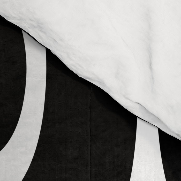 Mid Century Modern Geometric 921 Black and White Comforter Gallery Image 4