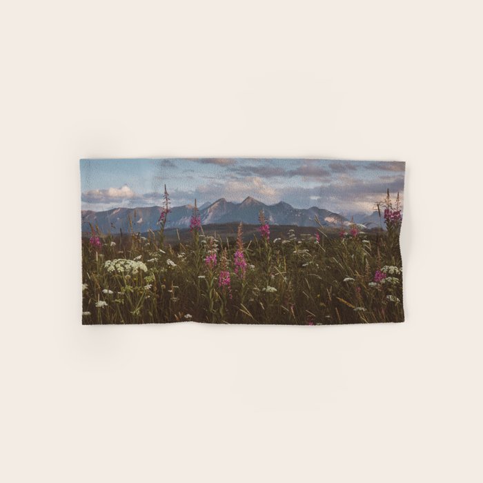 Mountain vibes - Landscape and Nature Photography Bath Towel Gallery Image 1