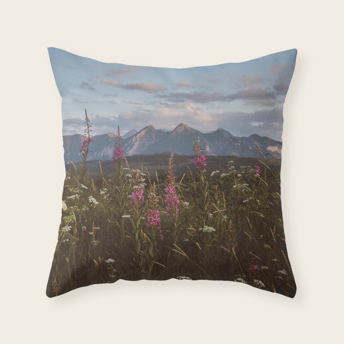 Mountain vibes - Landscape and Nature Photography Throw Pillow Gallery Image 6