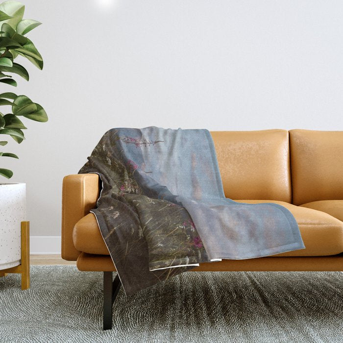 Mountain vibes - Landscape and Nature Photography Throw Blanket Gallery Image 1