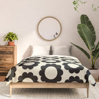 Black and Cream Happy Flowers Minimal Retro Floral Pattern Comforter Gallery Image 3