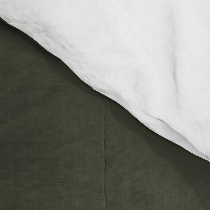 Scandinavian Minimalist Art Chartreuse Comforter Gallery Image 4