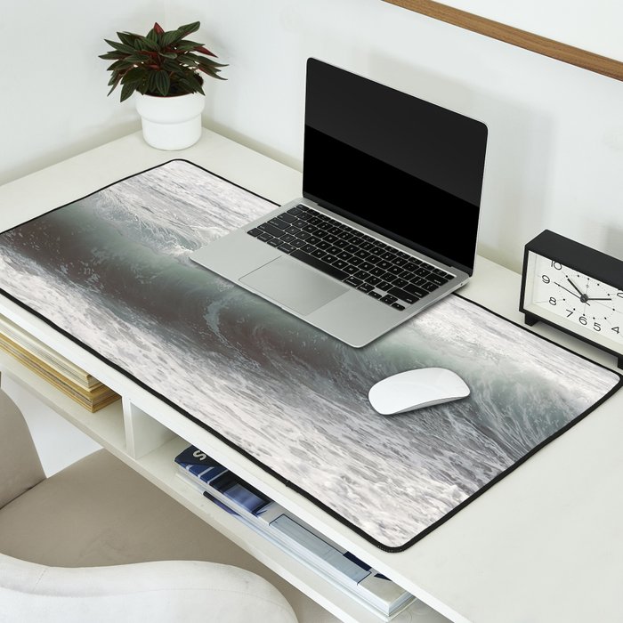 Onda Serene Wave Desk Mat Gallery Image 2