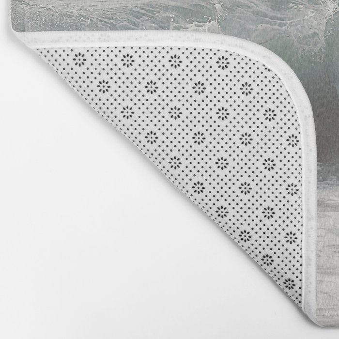 Onda Serene Wave Bath Mat Gallery Image 2