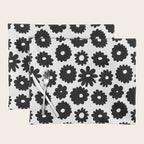 Black and white retro flower art pattern Placemat Gallery Image 1