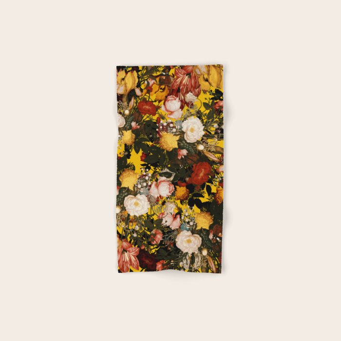 Vintage Garden - Autumn Bath Towel Gallery Image 1