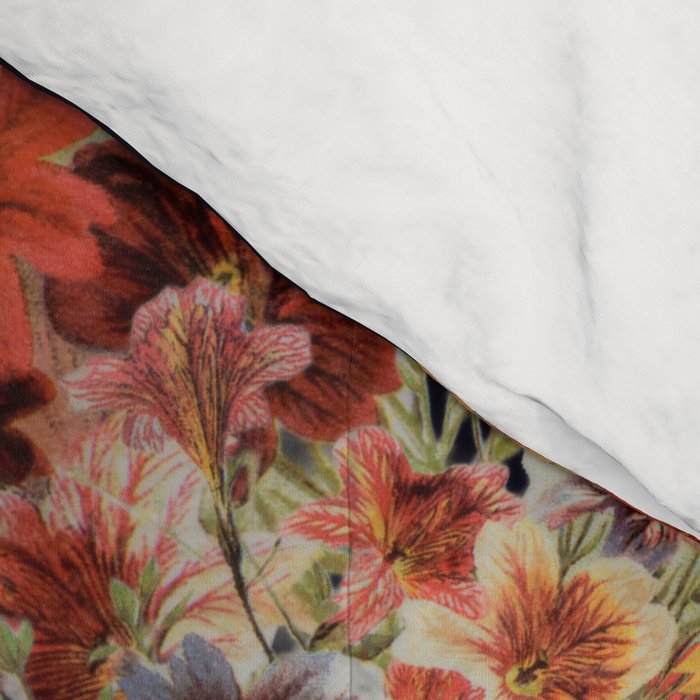 Floral Portrait 38 Comforter Gallery Image 4