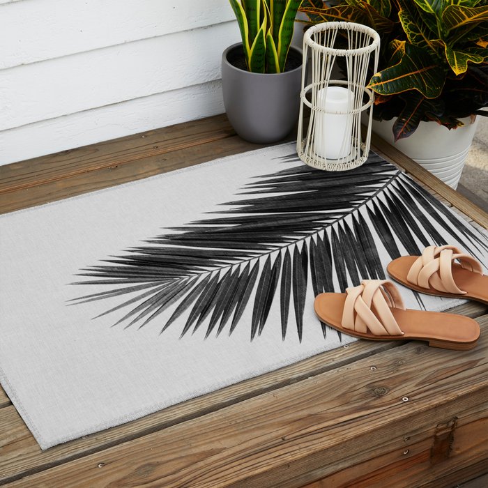 Palm Leaf Black & White I Outdoor Rug Gallery Image 2