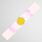 White and Pink Daisy Table Runner Gallery Image 3