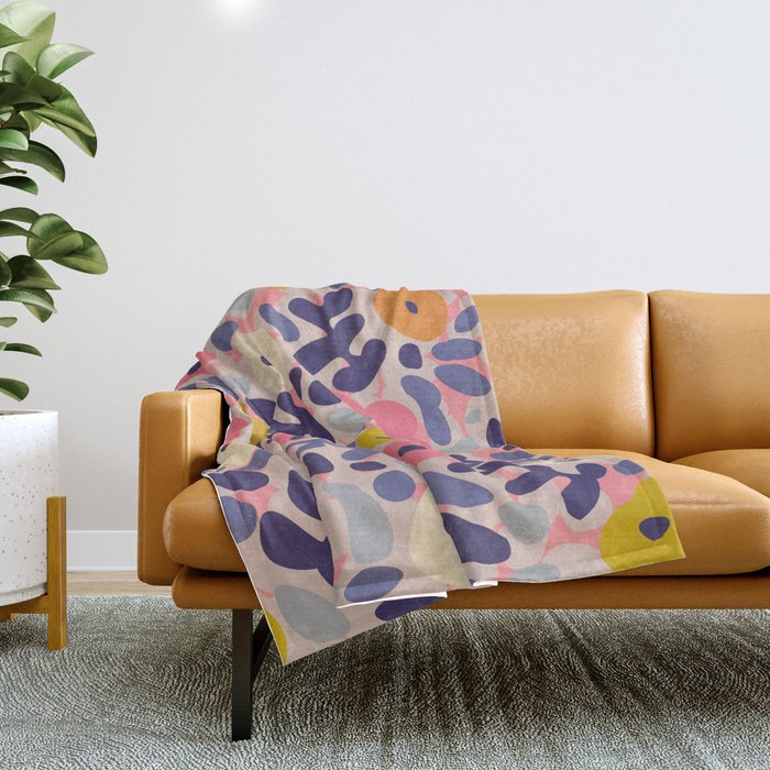 Funny sunny floral pattern Throw Blanket Gallery Image 1