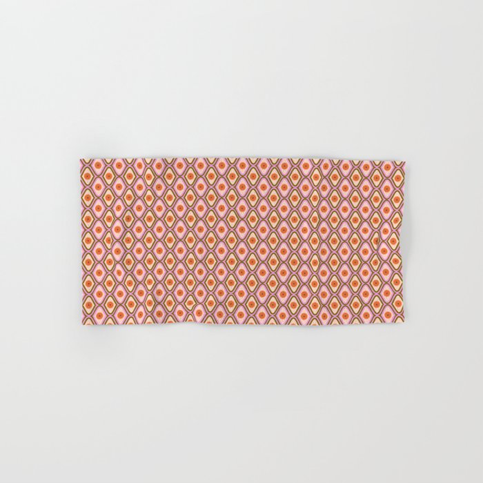 70s Disco Daisy Flower Pattern Bath Towel Gallery Image 1