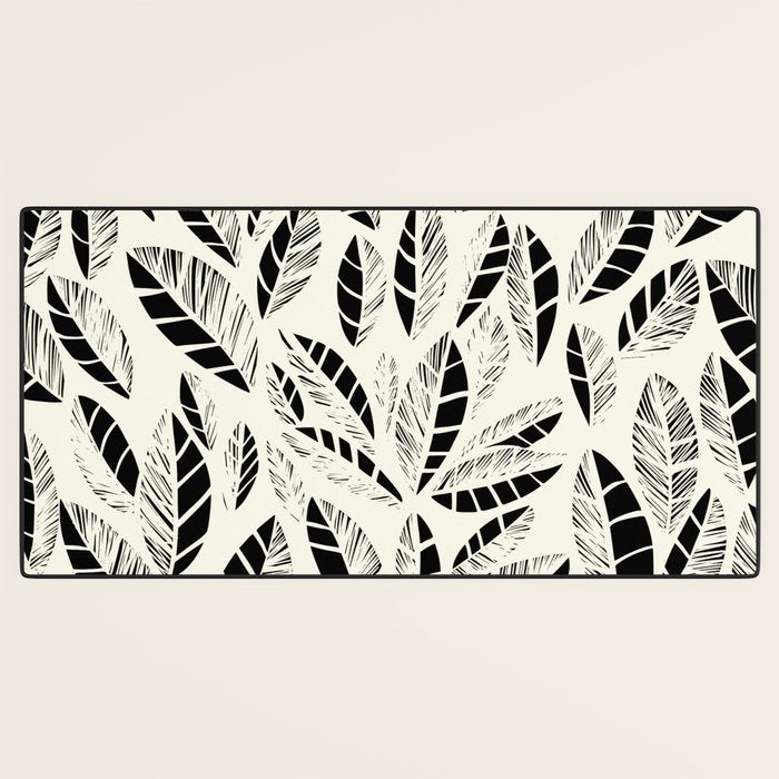 Wildlife Safari Laeves black ´n white Desk Mat Gallery Image 3