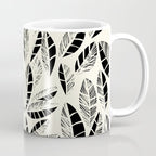 Wildlife Safari Laeves black ´n white Coffee Mug Gallery Image 1