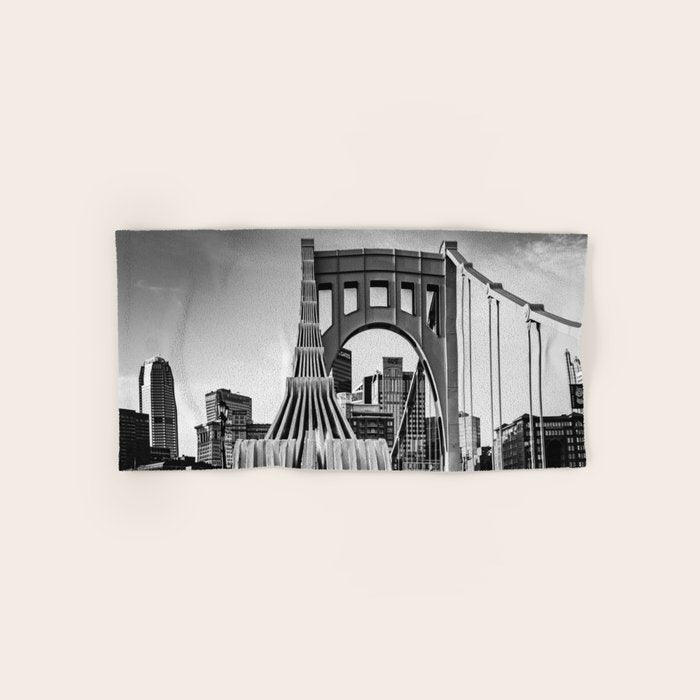 Pittsburgh Pennsylvania Steel City Skyline Bridge Black White Print Bath Towel Gallery Image 1