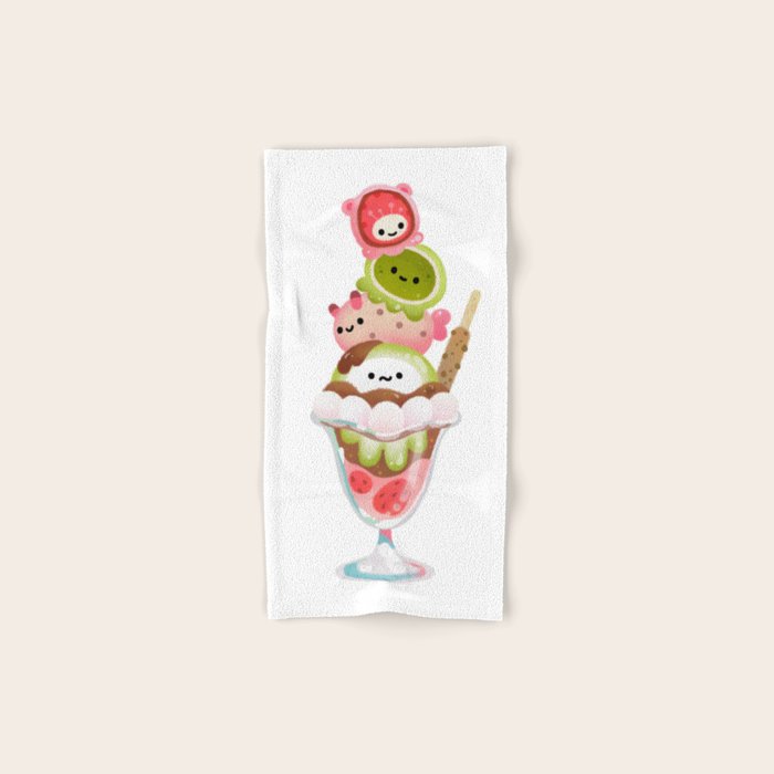 Mollusk parfait Bath Towel Gallery Image 1