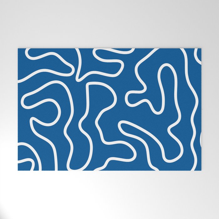 Squiggle Maze Minimalist Abstract Pattern in Blue and White Welcome Mat Gallery Image 1