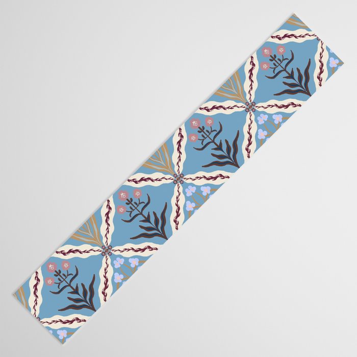 Botanical Trellis Floral Pattern Table Runner Gallery Image 3