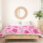 Strawberry squid Duvet Cover Gallery Image 3