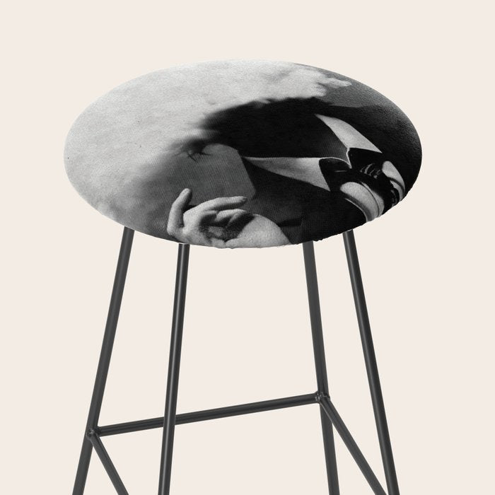 Comes and goes Stool Gallery Image 2