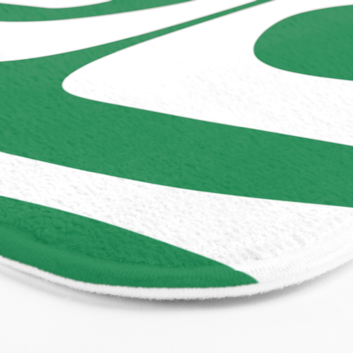 Mid-Century Modern Piquet Minimalist Abstract in Kelly Green and White Bath Mat Gallery Image 3