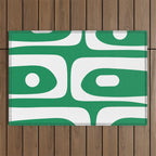 Mid-Century Modern Piquet Minimalist Abstract in Kelly Green and White Outdoor Rug Gallery Image 1