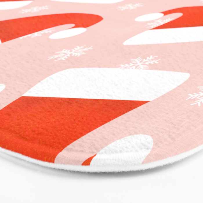 Red Santa Hats & Snowflakes on Linen Pink - Modern Festive Pattern Bath Mat Gallery Image 3