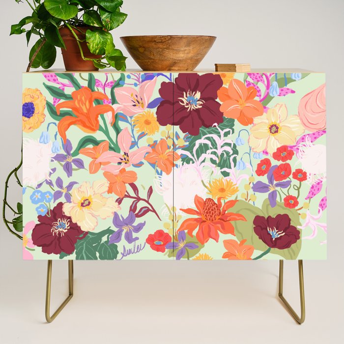 Splendid Flowers Credenza Gallery Image 1