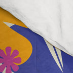 Mid Century Modern Flower Bloom Cheerful Retro Flowers in Vase Comforter Gallery Image 4
