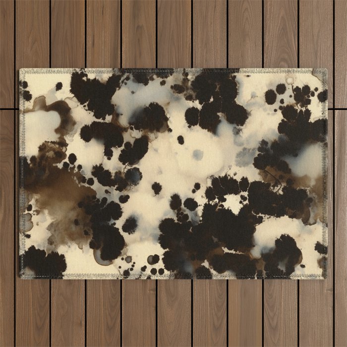 Black and White Tortoiseshell Pattern Outdoor Rug Gallery Image 1