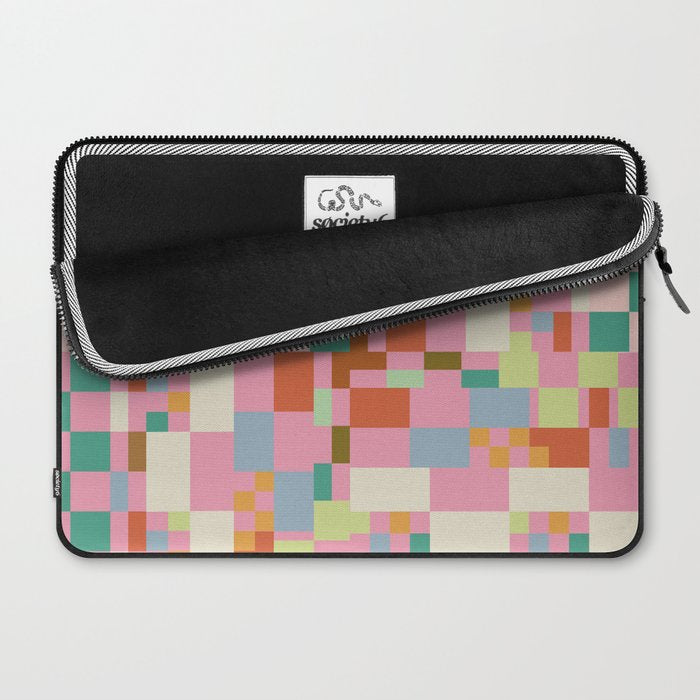 Retro vintage checkered geometric pattern Laptop Sleeve Gallery Image 2