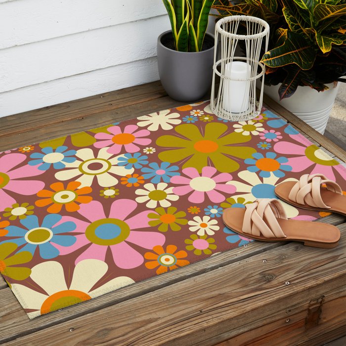 Cheerful Groovy Retro Garden Flowers 60s 70s Floral Pattern Outdoor Rug Gallery Image 2